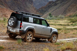 2020 Land Rover Defender image gallery