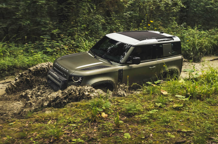 2020 Land Rover Defender image gallery