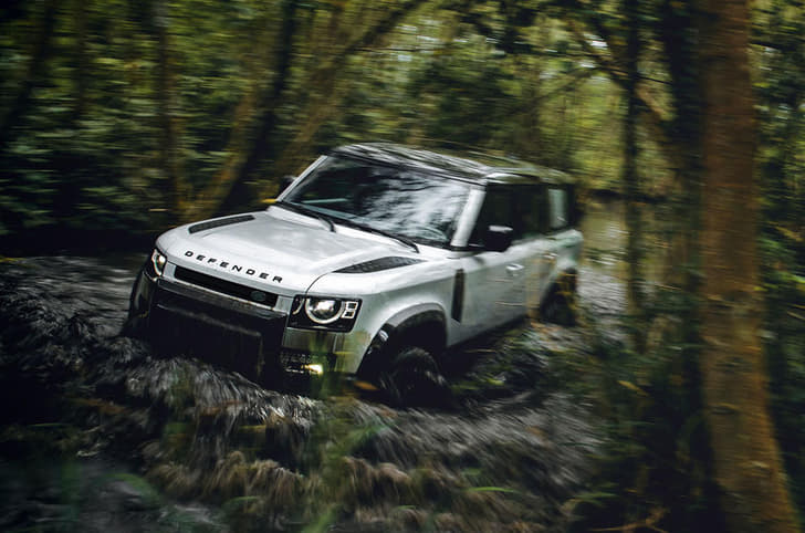2020 Land Rover Defender image gallery