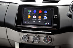 2019 Renault Triber image gallery