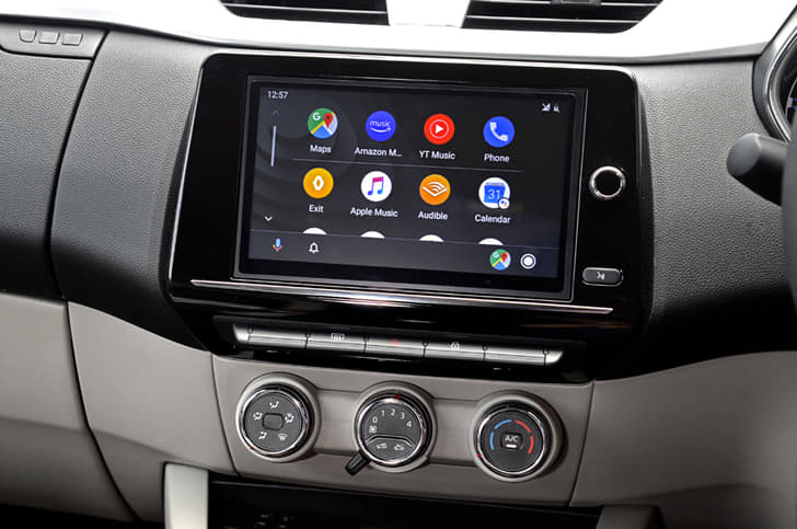 2019 Renault Triber image gallery