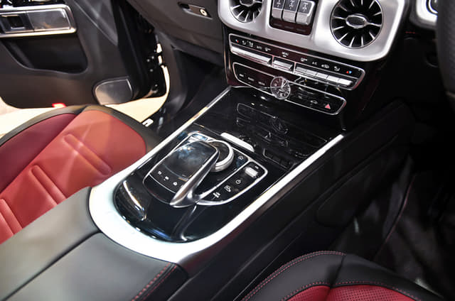 Front Row Seats Image - 6093