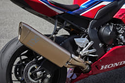 New Akrapovic exhaust is standard on both variants of the Honda CBR1000RR-R Fireblade
