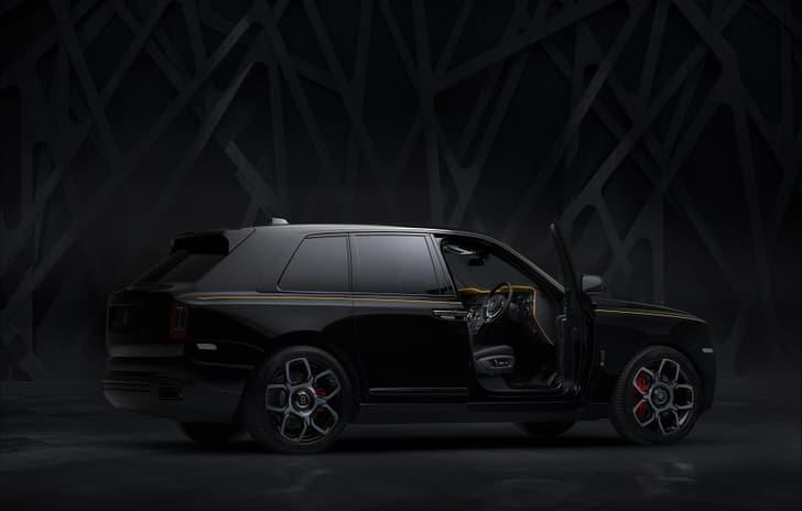 2020 Rolls-Royce Cullinan Black Badge image gallery