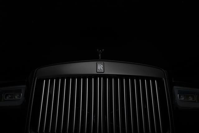 Front View Image - 553