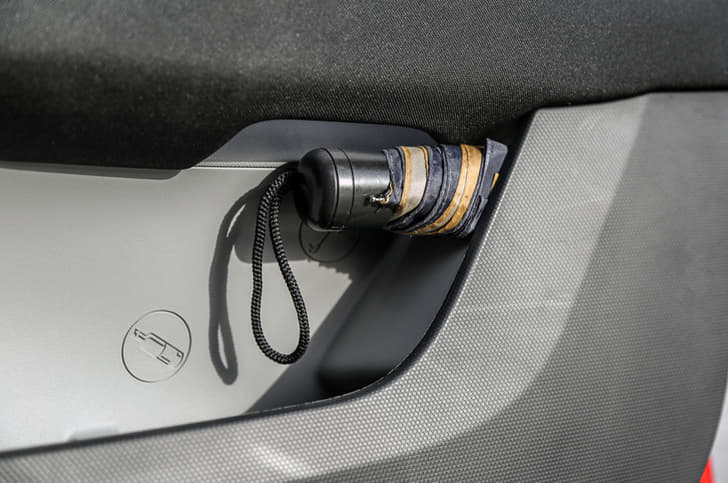 Tata Altroz Door Controls