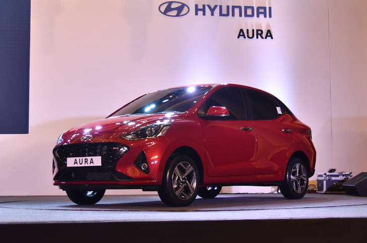 2020 Hyundai Aura image gallery