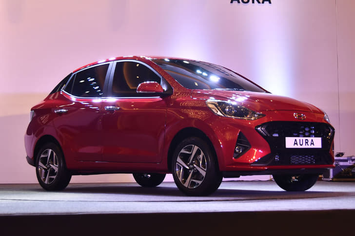 2020 Hyundai Aura image gallery