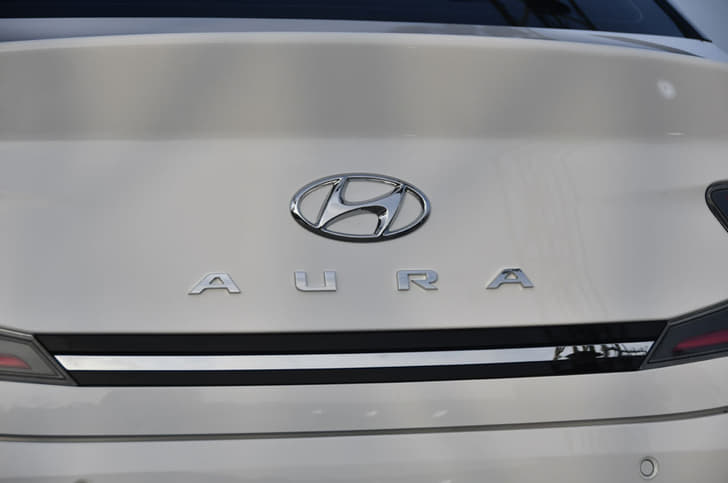 2020 Hyundai Aura image gallery