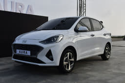 2020 Hyundai Aura image gallery