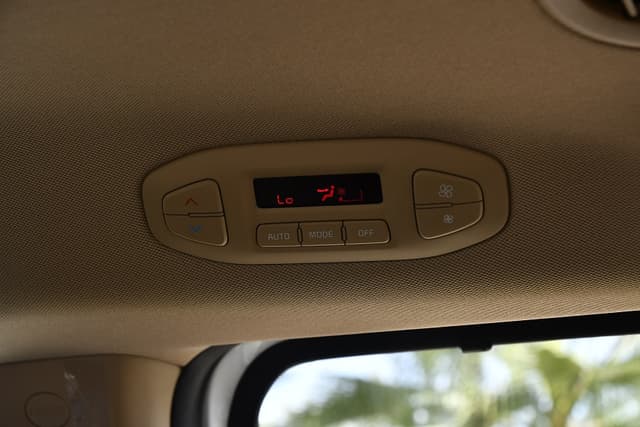 Ac Vents Rear Image - 4544