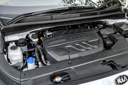 Kia Carnival Open Bonnet Engine Shot