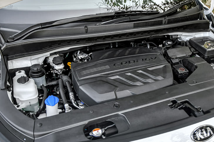 Kia Carnival Open Bonnet Engine Shot