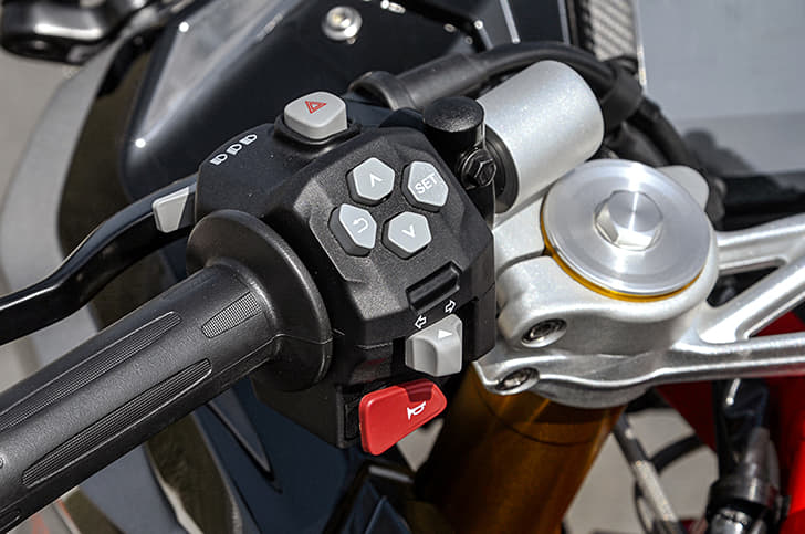 2020 TVS Apache RR 310 BS6 image gallery