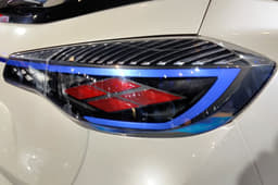 Mahindra eXUV300 image gallery