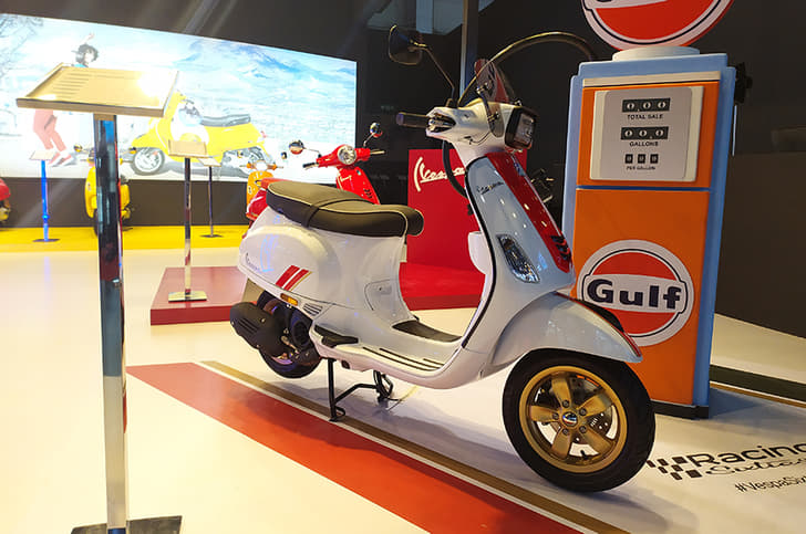 Vespa Racing Sixties edition.