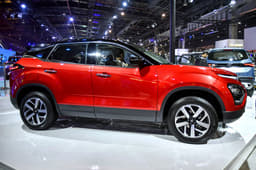 2020 Tata Harrier image gallery