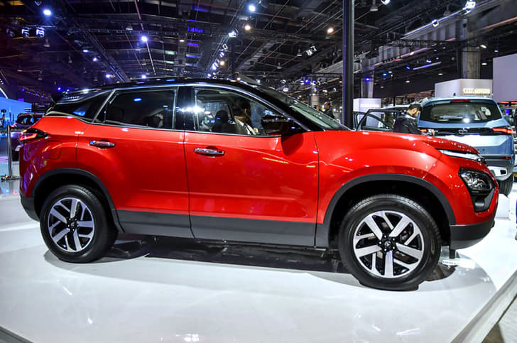 2020 Tata Harrier image gallery