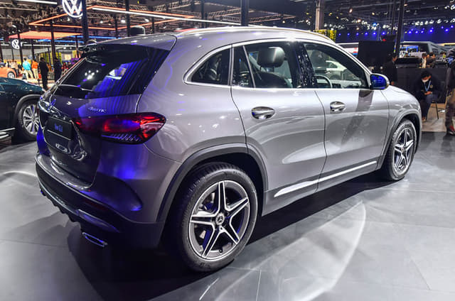 Rear View Image - 11749