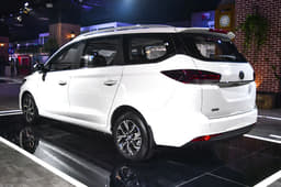 MG 360M MPV.