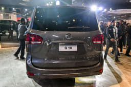 MG G10 MPV image gallery