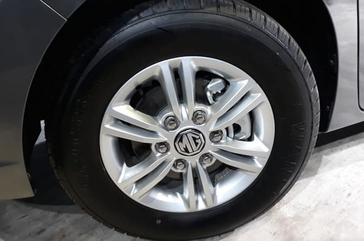 MG G10 MPV image gallery