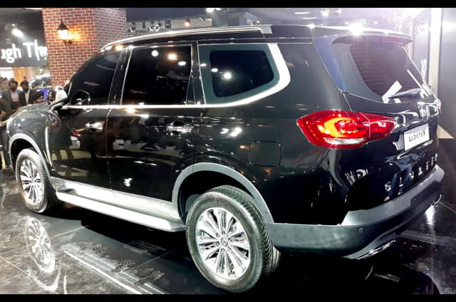 Rear View Image - 10320