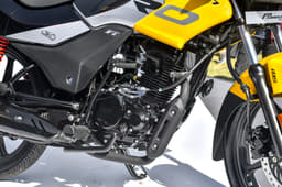 The 113.2cc, single-cylinder engine makes 9.15hp and 9.79Nm.