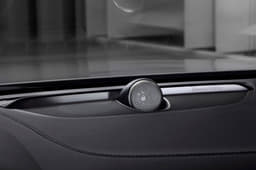 2020 Volvo S90 image gallery