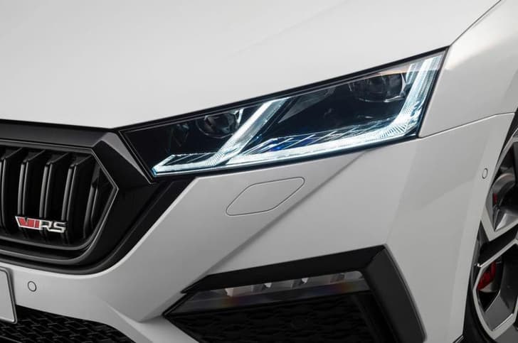 2020 Skoda Octavia RS image gallery