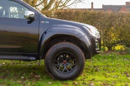 Isuzu D-Max Arctic Trucks AT35 image gallery