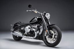 BMW R18.