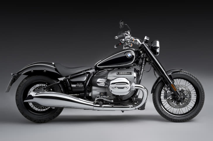 BMW R18.