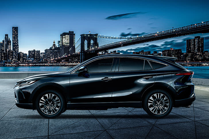 2020 Toyota Harrier image gallery