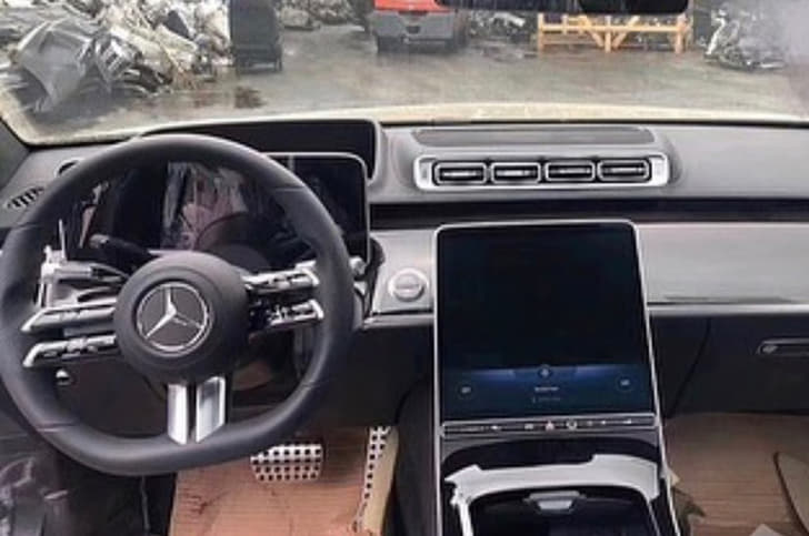 2021 Mercedes-Benz S-class image gallery