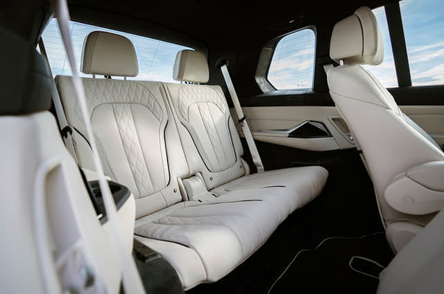 Second Row Seats Image - 8497