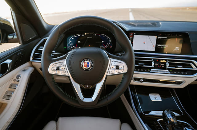 Infotainment System Image - 8511