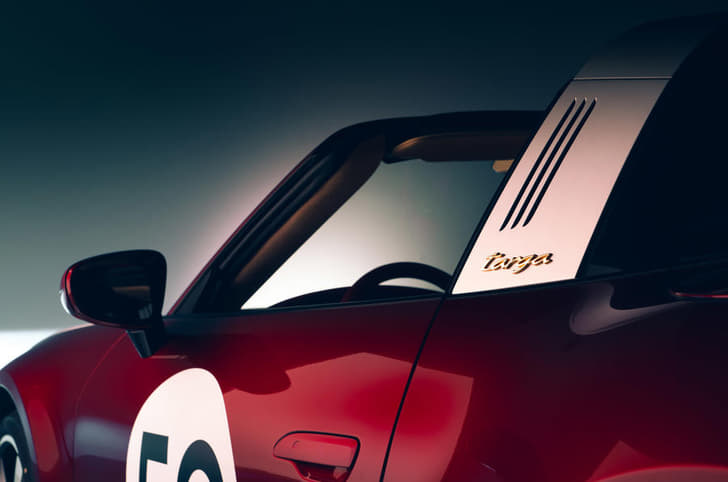 Porsche 911 Targa 4S Heritage Edition image gallery