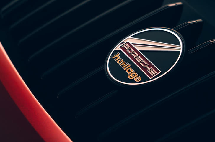 Porsche 911 Targa 4S Heritage Edition image gallery