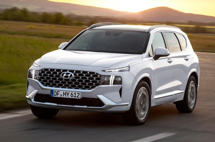 2020 Hyundai Santa Fe image gallery