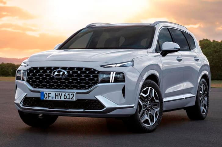 2020 Hyundai Santa Fe image gallery