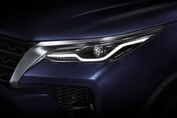 2021 Toyota Fortuner facelift image gallery