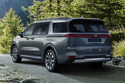 Kia Carnival Rear View