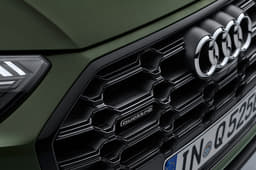 Audi Q5 Headlight