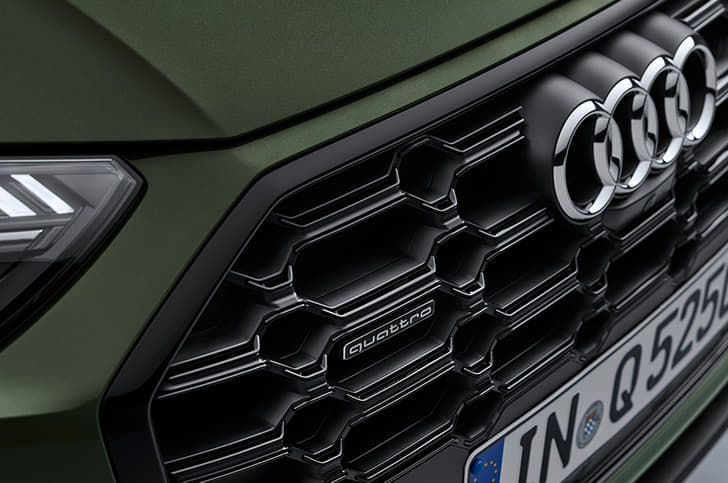 Audi Q5 Headlight