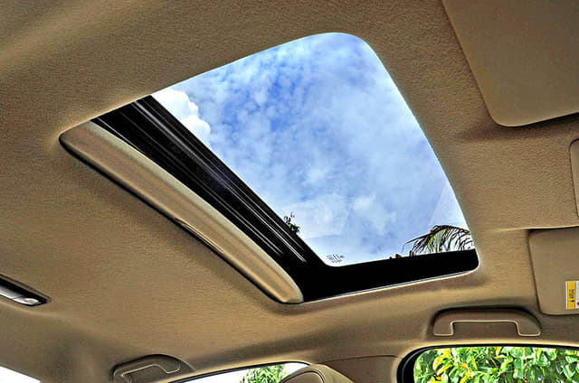 Sunroof Image - 2339
