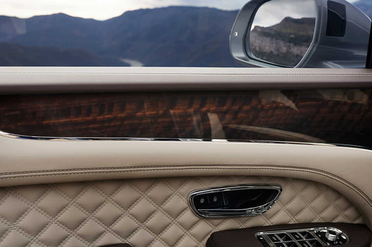2021 Bentley Bentayga facelift image gallery
