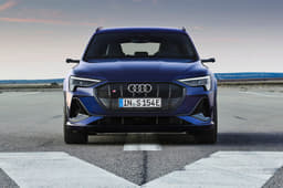 2020 Audi e-tron S image gallery