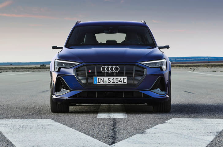 2020 Audi e-tron S image gallery