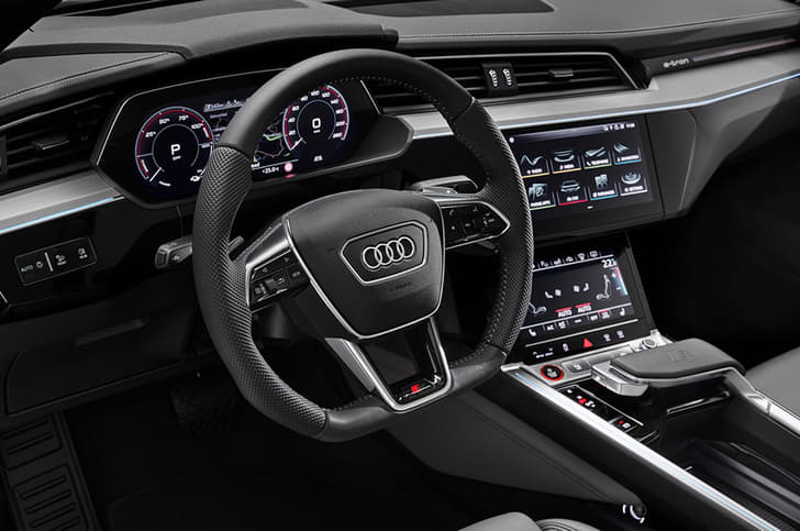 2020 Audi e-tron S Sportback image gallery